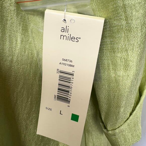 Green linen ali miles button - Picture 3 of 5